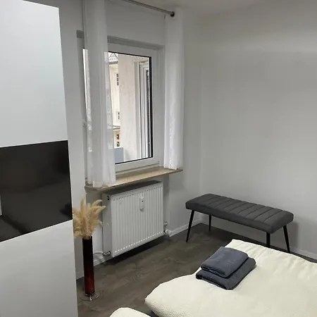 Apartament Am Pfuehlpark Parkplatz Kueche Wlan Balkon *