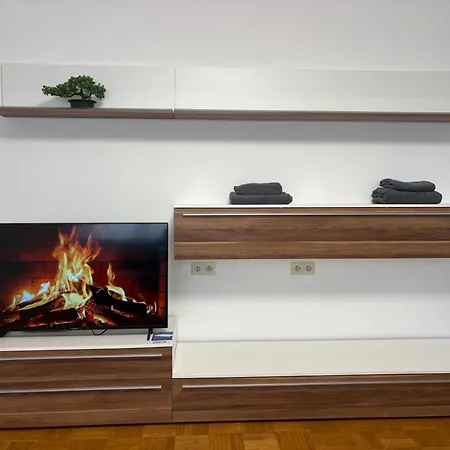 Am Pfuehlpark Parkplatz Kueche Wlan Balkon Apartament